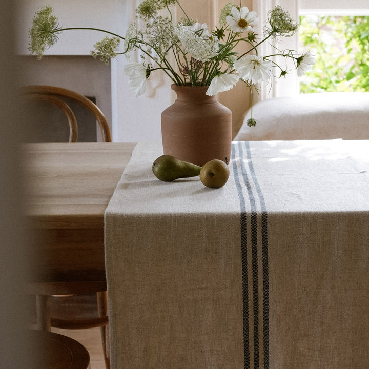 The Timeless linen table runner 220 x 55cm blue
