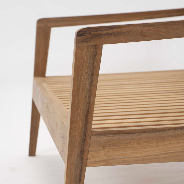 Menton large teak outdoor sofa frame detail